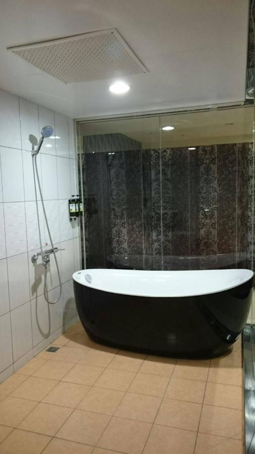 Hosin Hotel Đài Trung Ngoại thất bức ảnh