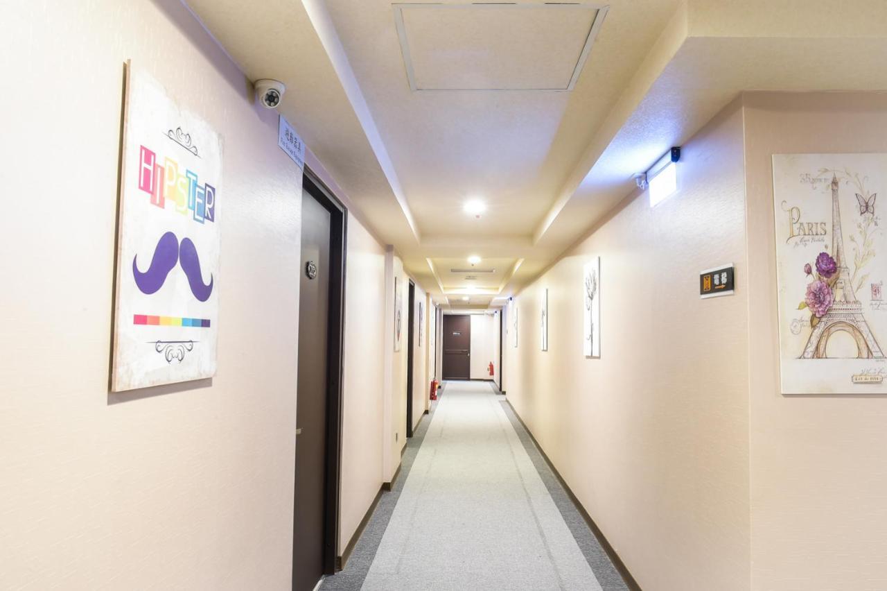 Hosin Hotel Đài Trung Ngoại thất bức ảnh