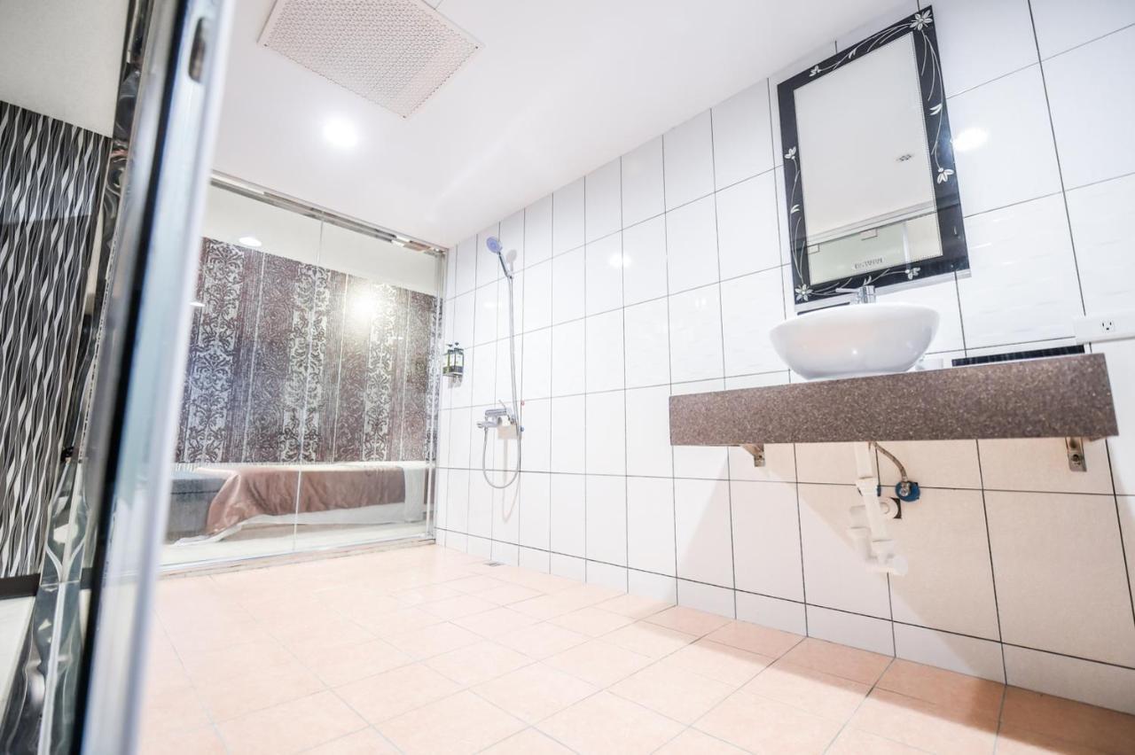 Hosin Hotel Đài Trung Ngoại thất bức ảnh